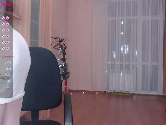 --Nicol-- on BongaCams 