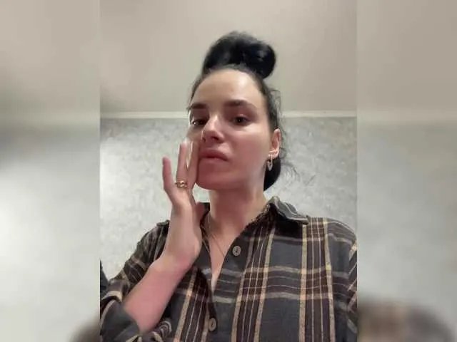 aleksandra-lis-1998 — Freechat on BongaCams