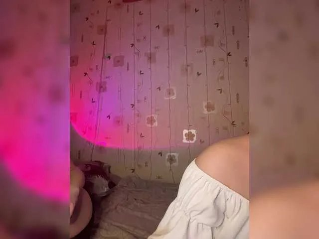 BellaAndAlice's avatar