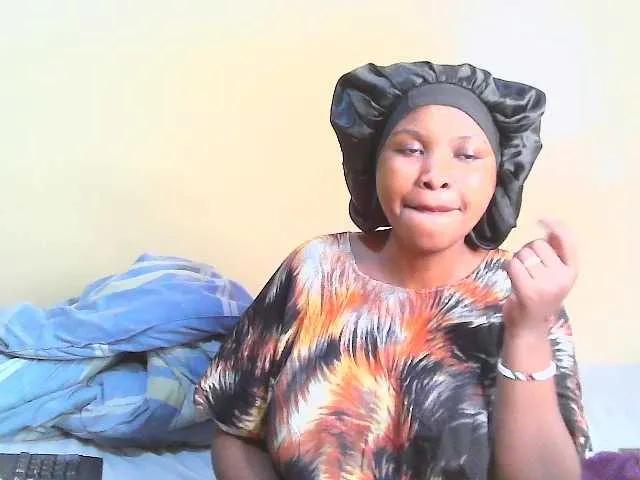 Bessie1 on BongaCams