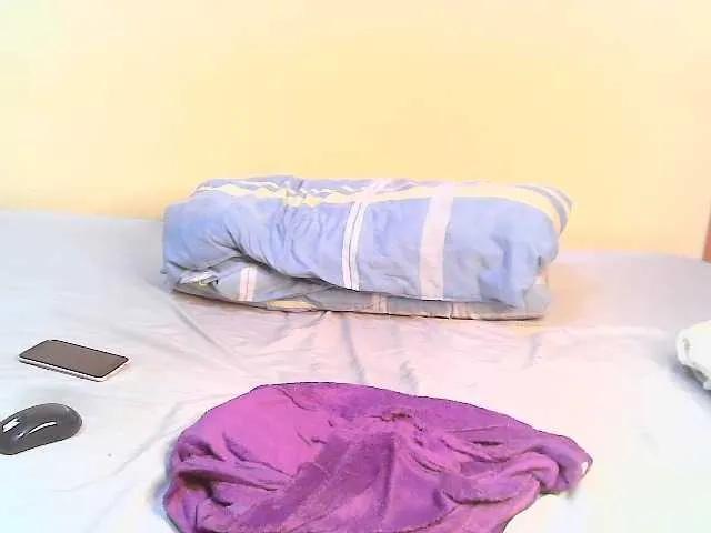 Bessie1 on BongaCams