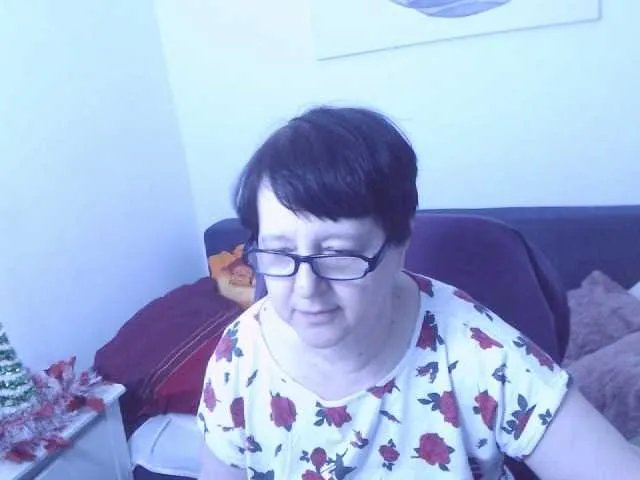 ChristaRose — Tender and polite approaches are definitely two of my favourite things that I want to see a man do. If you do those we'll be doing great together! ;)