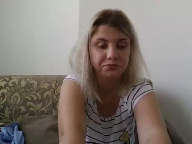 Dollye on BongaCams 