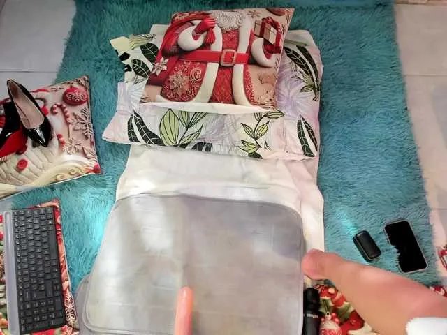 Eilin-clio — Educated gentlemen, who know how to entertain me, make me laugh and are detail-oriented with me. It motivates me that they make me have a good time and show me their esteem.I am motivated by dirty words during sex, by that I can feel you close to me.