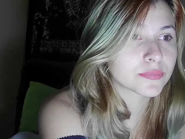 Elith20 — Lush & Domi ON  Welcome to my room Guys