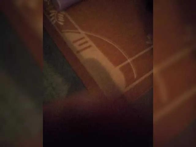 Elleanora on BongaCams 