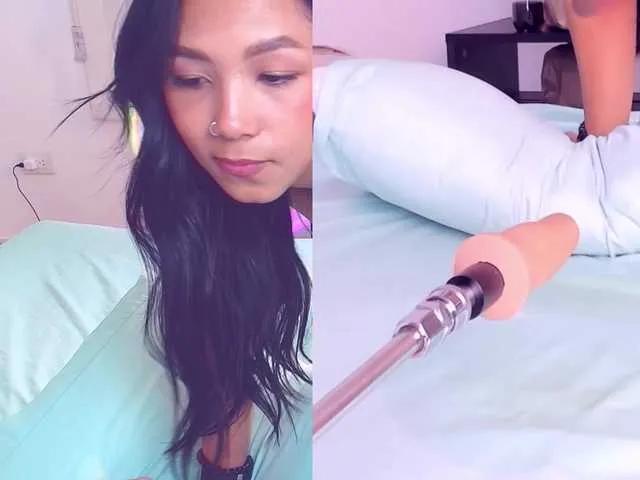 EllieBlush on BongaCams 