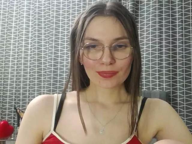 Ellyxcute on BongaCams 