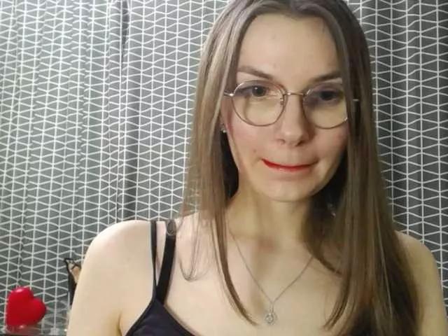 Ellyxcute on BongaCams 