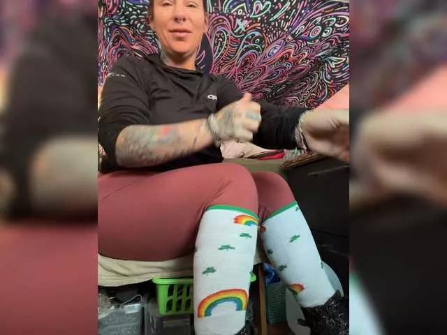 Emeraldeyes on BongaCams 