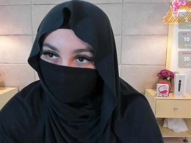 janaadhara — It turns me on to know that you can seduced me, I would like to have a gentlemen on my room, someone that I can feel confortable with