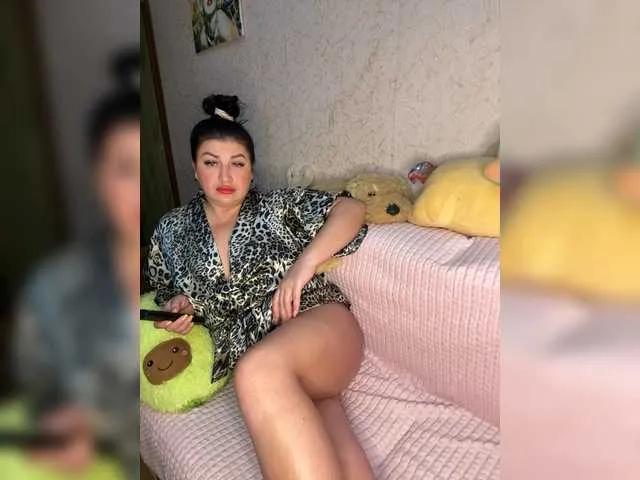 Ju--lia — I like hard and slightly rough sex. I love being a mistress. I get turned on when I'm being fucked and someone is watching. I love cunnilingus. MFM is incredibly exciting; just the thought of two cocks inside me makes me all wet.