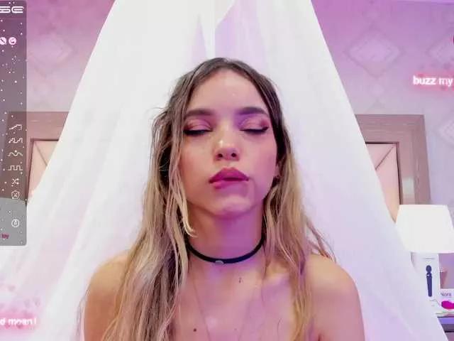 LarisaMaia on BongaCams
