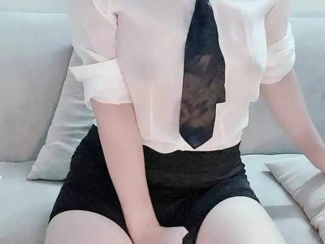 Lee-haeri on BongaCams 