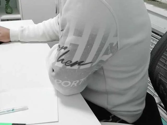 Lyalya7771 on BongaCams