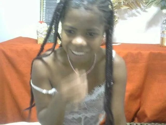 Maha19x on BongaCams