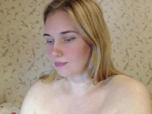 MissLilyAbrams on BongaCams 