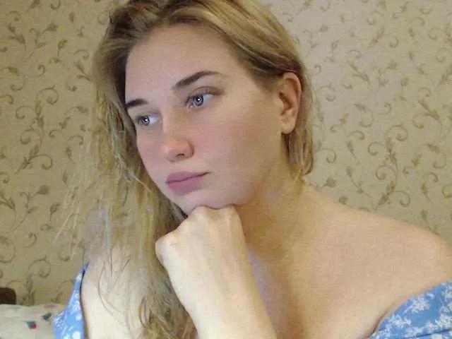 MissLilyAbrams on BongaCams 