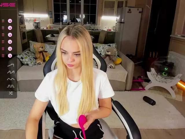 misss-vikki on BongaCams 