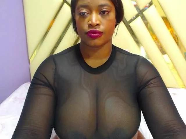 NinaaGrey on BongaCams 