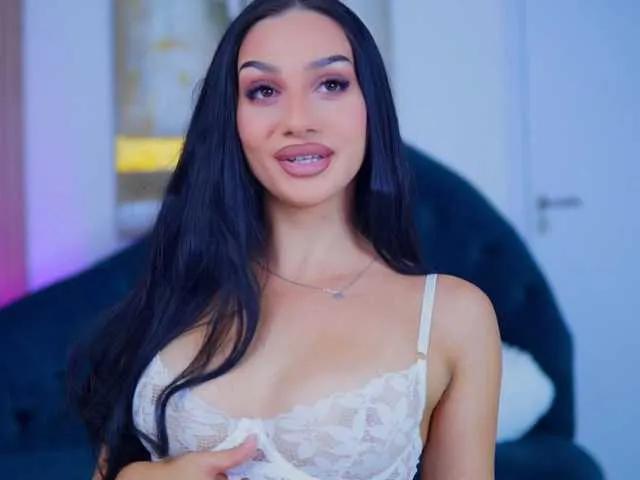 NinnaVoss on BongaCams 