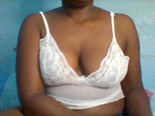 Njeee76 on BongaCams 