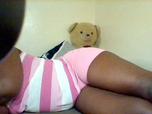 Sexxy-slim-honey — Freechat on BongaCams