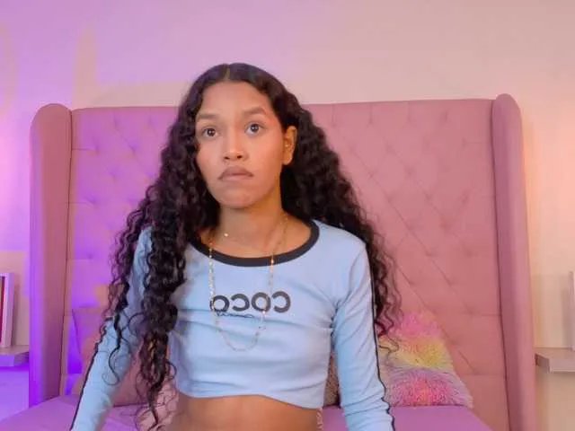 SofiAngel — @remain PLAY WITH MY SEXY TITS! 299 TKN  I WANT YOU TO GIVE ME A MASSAGE AND MAKE ME MOAN WHILE YOU HEAT ME UP!!  