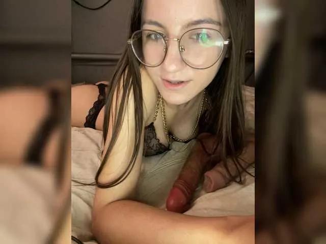 sweet-kiss22 on BongaCams 