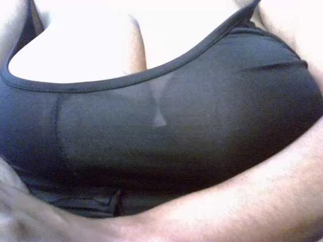 Sweetbebz on BongaCams 