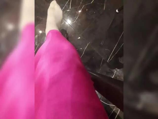 TilyTily — Cunnilingus, masturbation, cocks, cum, squirting, fetishes