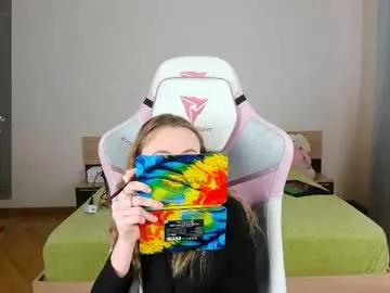 adelina_cowell's avatar