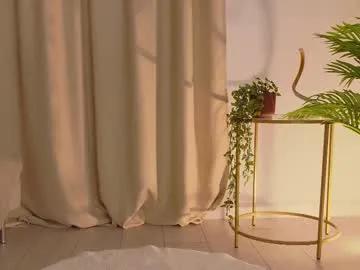 alissa_foxx on Chaturbate