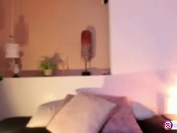 ally_addams on Chaturbate