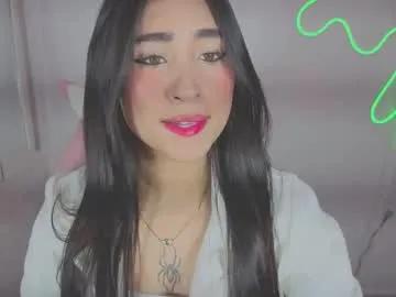 anyeluz_z on Chaturbate