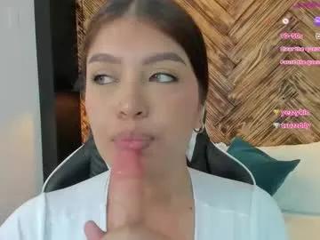 carriepink_ — Naked and body tour #braces #teens #18 #saliva #bigboobs [299 tokens remaining]