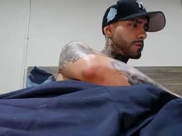 dante_d_angelo_ — Big Load !!!  #bigcock #smoke #master #new #latino [500 tokens remaining]