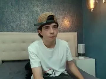 dia_fax18 on Chaturbate