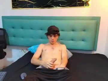 dia_fax18 on Chaturbate