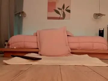 dilarahkessh on Chaturbate