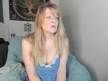 emberpheonixxx on Chaturbate 