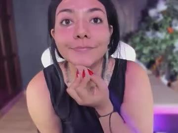 evelynaradia on Chaturbate 