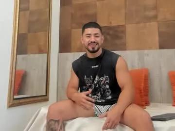 ezzio_scolaro on Chaturbate 