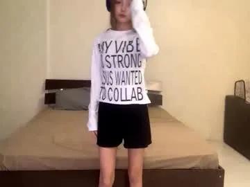 glennbloebaum — CrazyTicket: Show in progress. fully naked + masturbation + play with dildo. Tip 169 tokens to buy a ticket