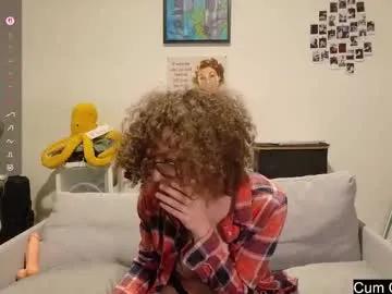 gomoreup on Chaturbate 