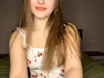 harollddiierolf — Goal: Play with my top for you; Heey^^ Im Vivy! Pvt open<3 #new #shy #curvy #teen #18  [33 tokens remaining]
