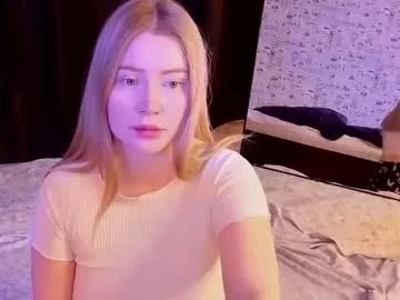 lillie_berry on Chaturbate