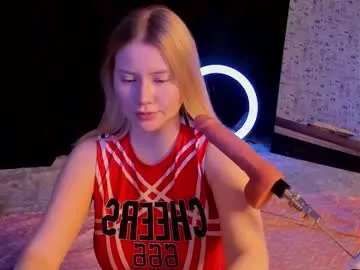 lillie_berry on Chaturbate
