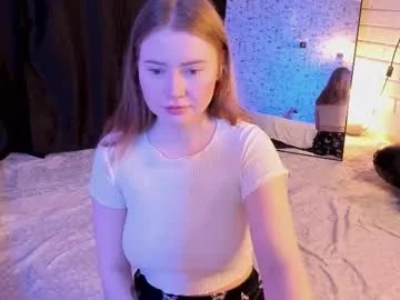 lillie_berry on Chaturbate