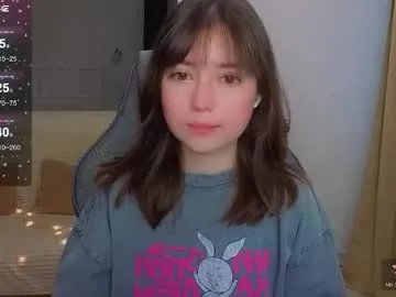 lina_brownie — GOAL: Kiss you! for the good start [20 tokens remaining] How do you understand that you are living 